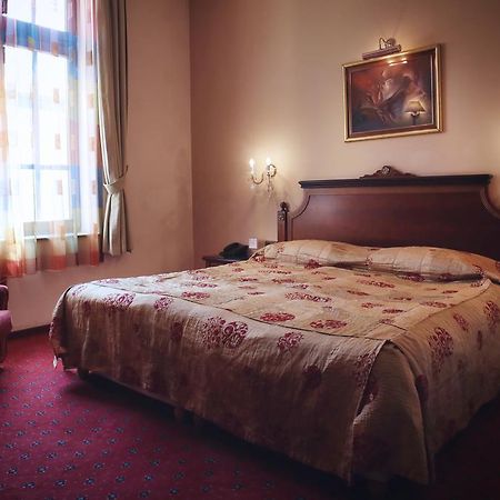Hotel Millenium Бітола Екстер'єр фото
