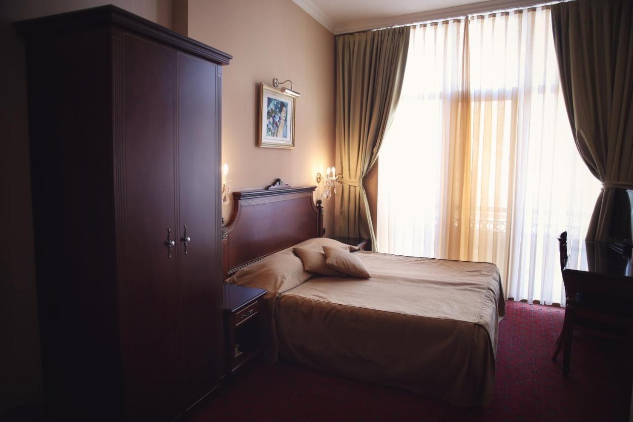 Hotel Millenium Бітола Екстер'єр фото