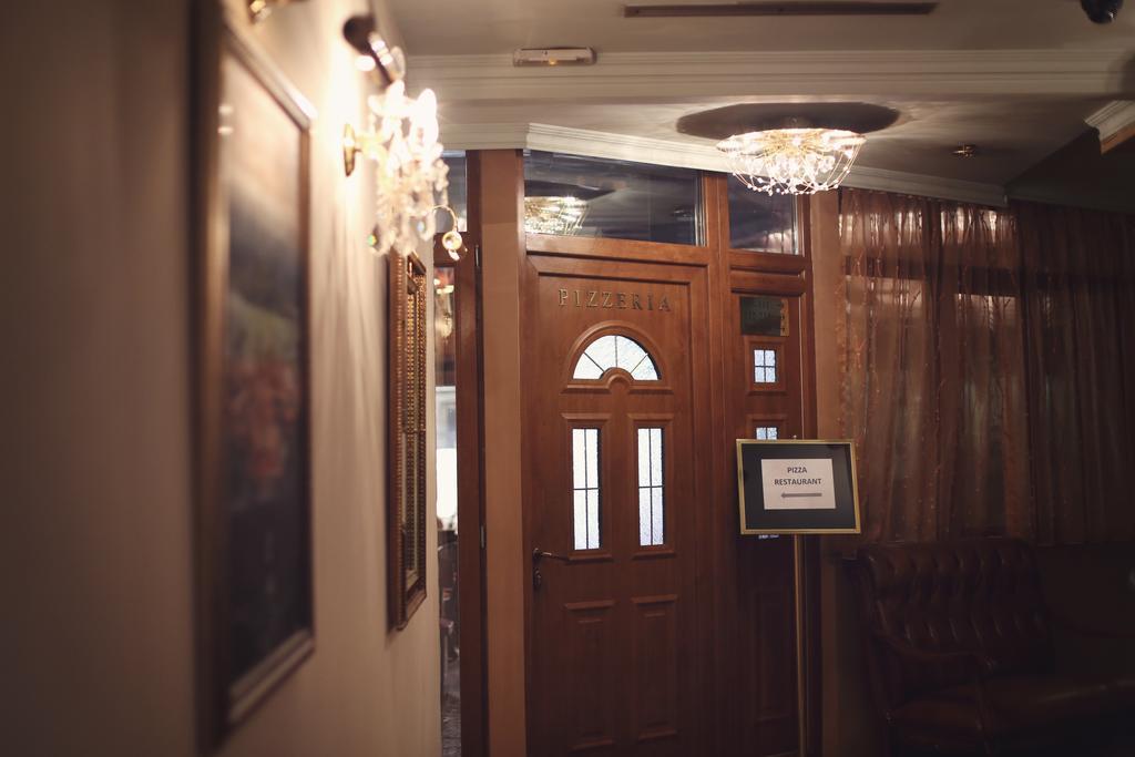Hotel Millenium Бітола Екстер'єр фото