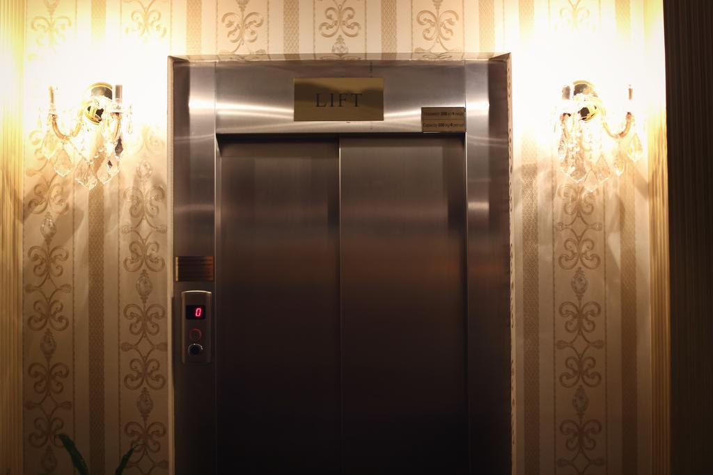Hotel Millenium Бітола Екстер'єр фото
